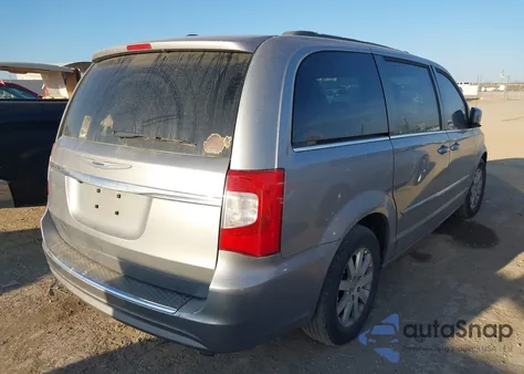 2016 Chrysler Town & Country Touring z USA, uszkodzony, nr VIN 2C4RC1BG4GR101377